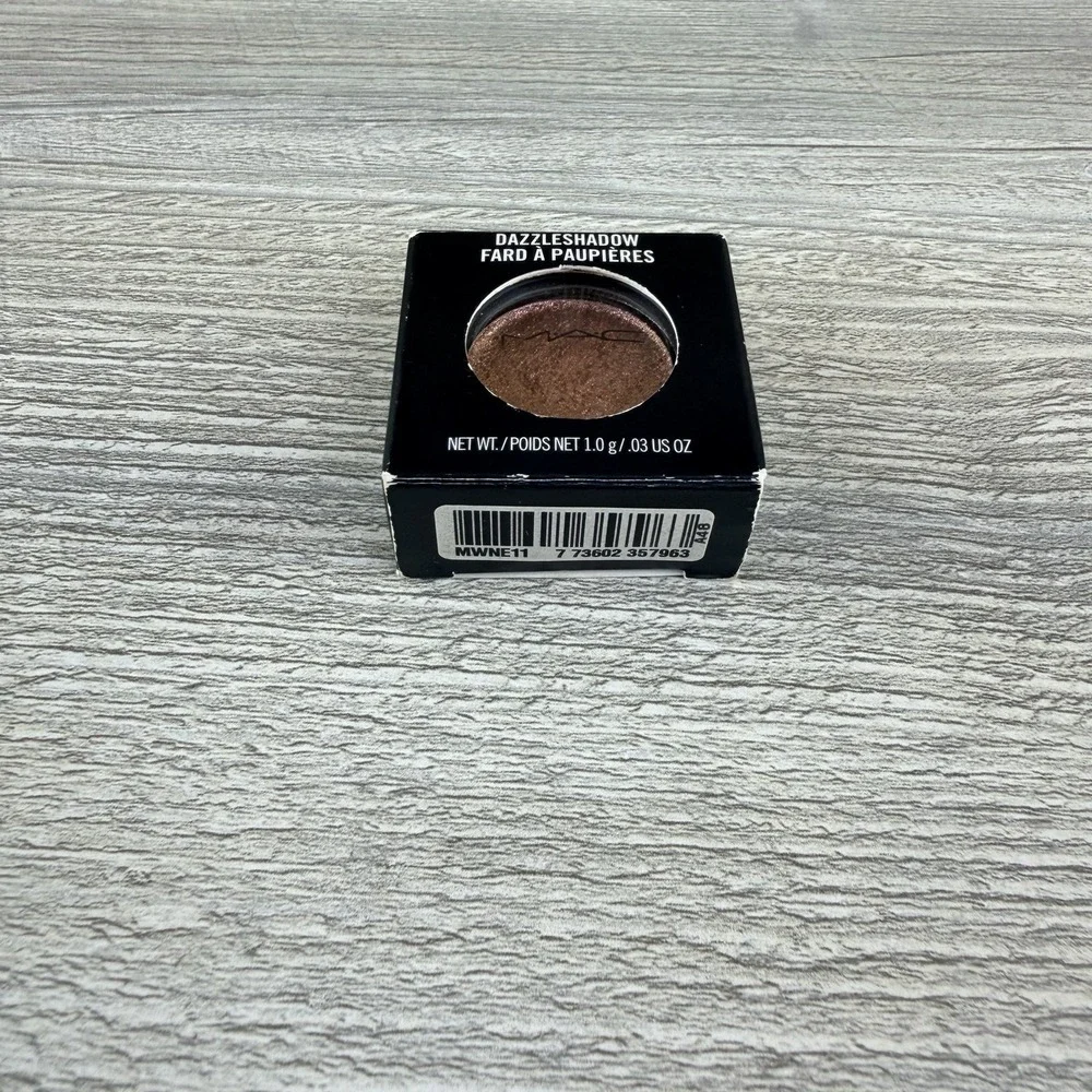 MAC Slow/Fast/Slow Dazzleshadow New in Box